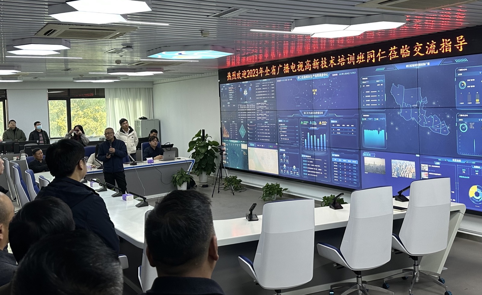 JuWei AI Grid Worker
